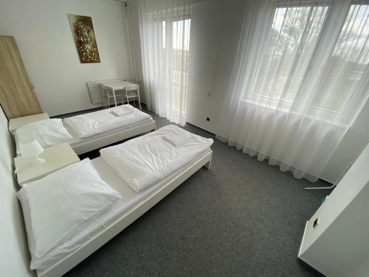 Ubytovna Kubra Hodonín Exterior foto