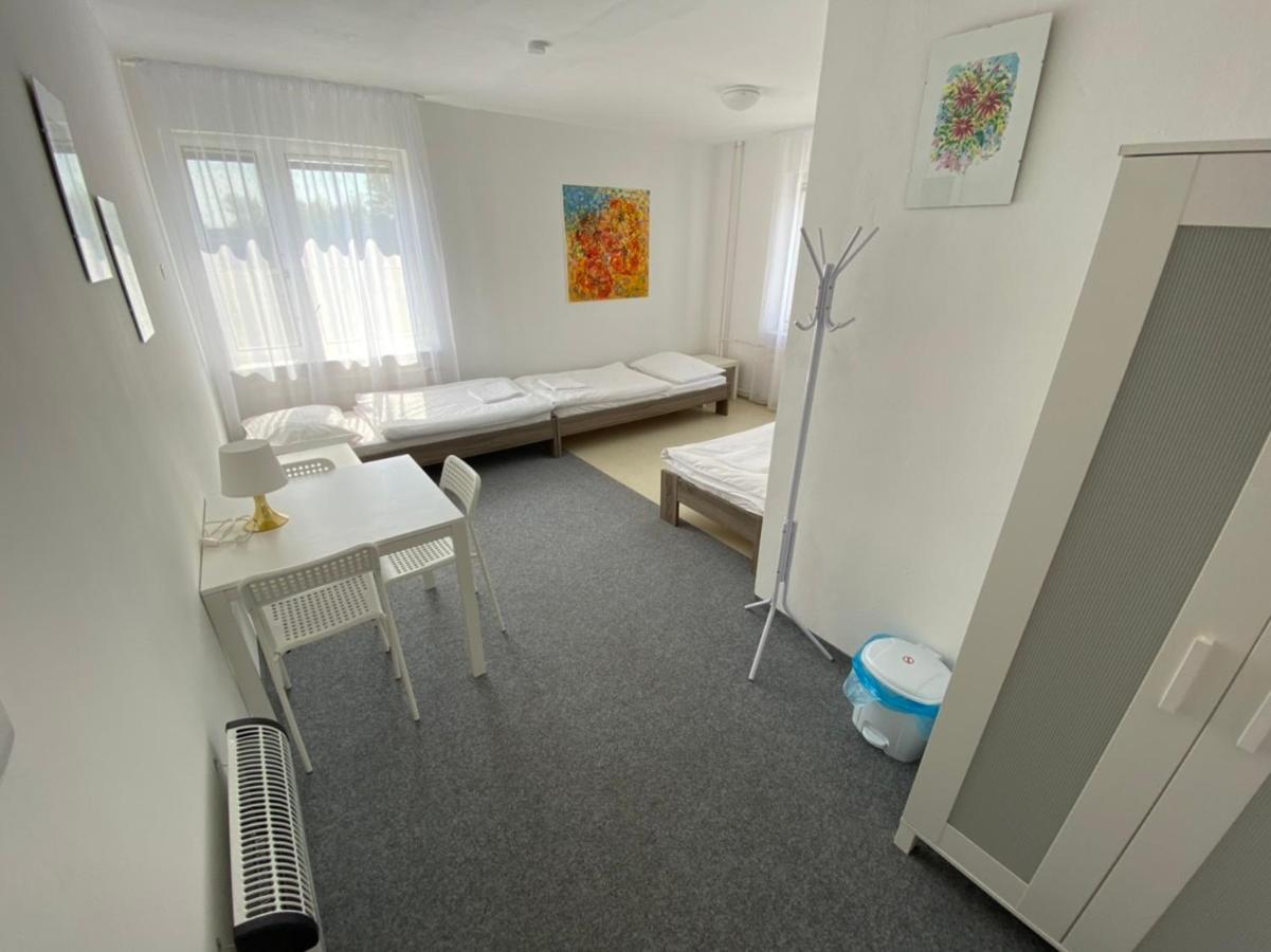 Ubytovna Kubra Hodonín Exterior foto