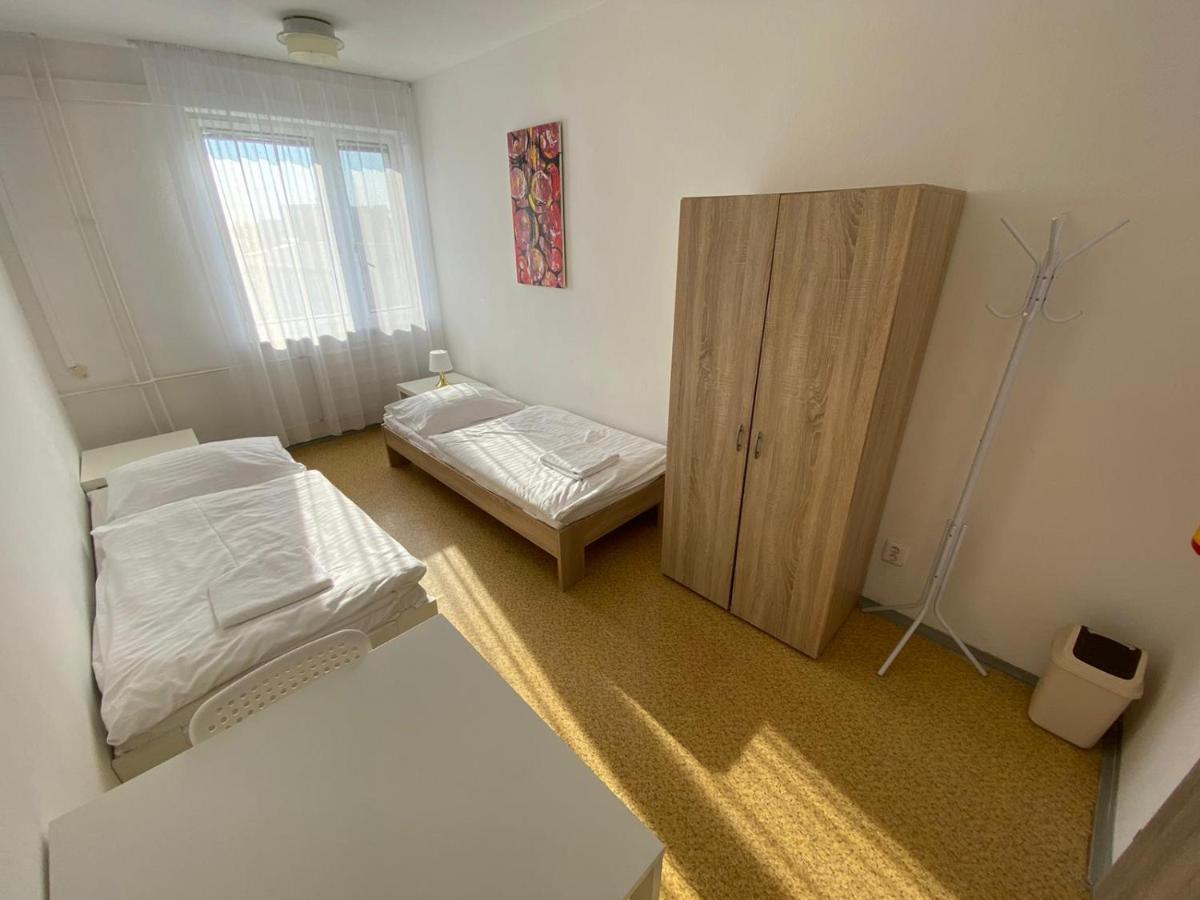 Ubytovna Kubra Hodonín Exterior foto