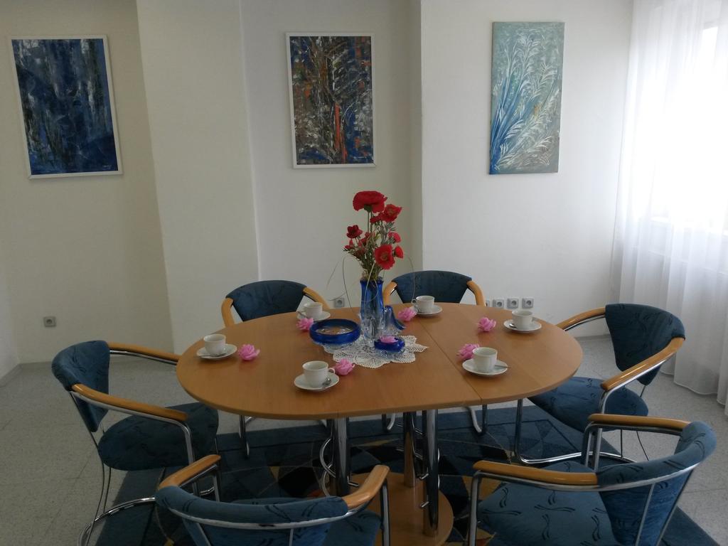 Ubytovna Kubra Hodonín Exterior foto